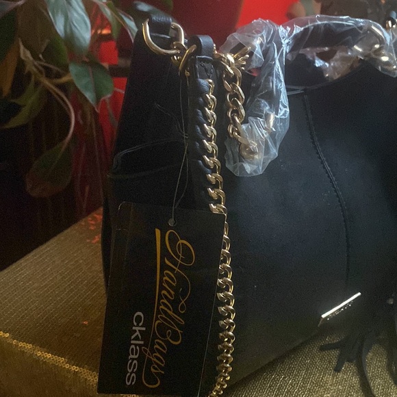 NWT- Cklass bag with gold hardware & wings🌸 - Picture 4 of 8